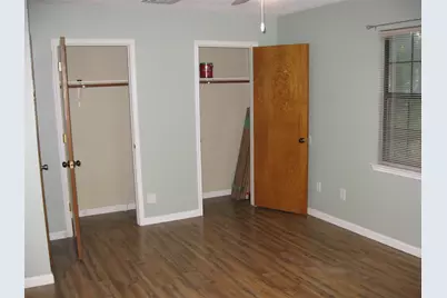 287 Meadowlakes Drive, Meadowlakes, TX 78654 - Photo 14