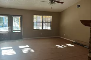 287 Meadowlakes Dr, Meadowlakes, TX 78654 - Photo 6