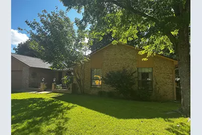 287 Meadowlakes Drive, Meadowlakes, TX 78654 - Photo 2