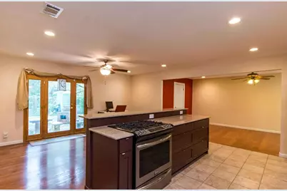 1207 Fieldcrest Drive, Austin, TX 78704 - Photo 2