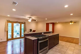 1207 Fieldcrest Dr, Austin, TX 78704 - Photo 2