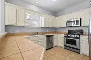 2906 Pearl St, Austin, TX 78705 - Photo 10