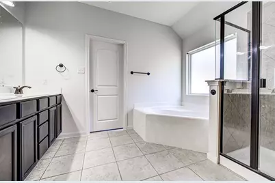 1240 Twin Estates Drive, Kyle, TX 78640 - Photo 20