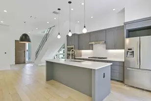 2506 Sutherland St, Austin, TX 78746 - Photo 12