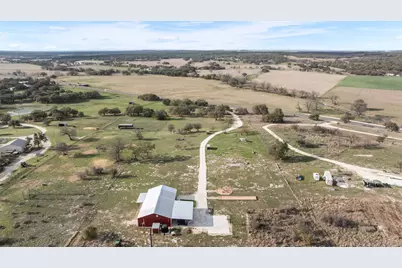 7993 Fm 487 W, Florence, TX 76527 - Photo 2