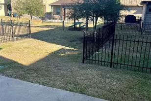 7233 Menchaca Rd, Austin, TX 78745 - Photo 10