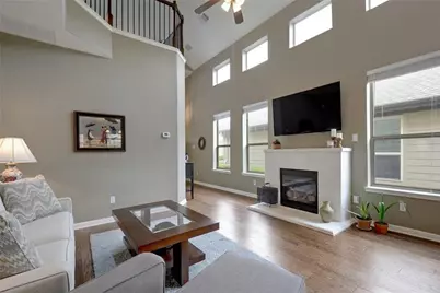 7233 Menchaca Road #27, Austin, TX 78745 - Photo 4