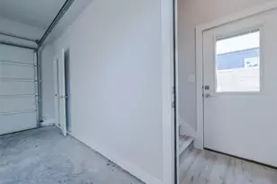 1042 Rosemont St, Austin, TX 78723 - Photo 24