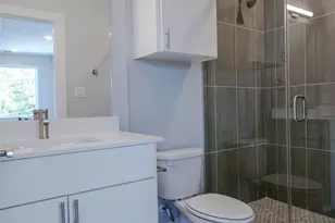 1042 Rosemont St, Austin, TX 78723 - Photo 20