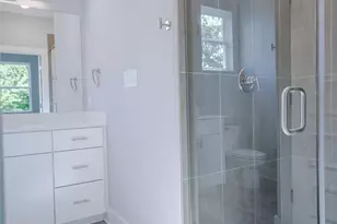 1042 Rosemont St, Austin, TX 78723 - Photo 28