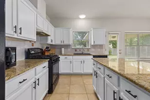 15725 Cadoz Dr, Austin, TX 78728 - Photo 2