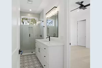 400 Post Road Drive, Austin, TX 78704 - Photo 14