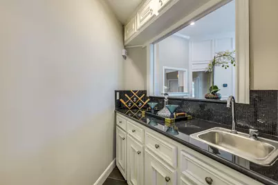 6665 Whitemarsh Valley Walk, Austin, TX 78746 - Photo 16