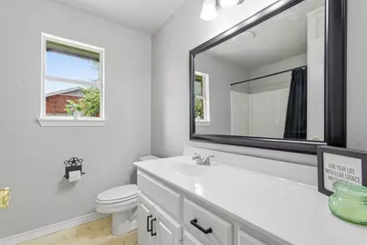 325 Meadow Valley Loop, Jarrell, TX 76537 - Photo 18