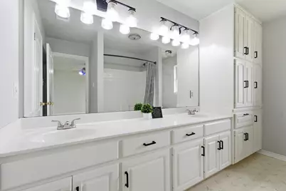 325 Meadow Valley Loop, Jarrell, TX 76537 - Photo 12