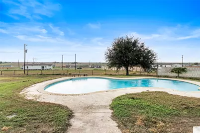 5063 County Road 463, Elgin, TX 78621 - Photo 10