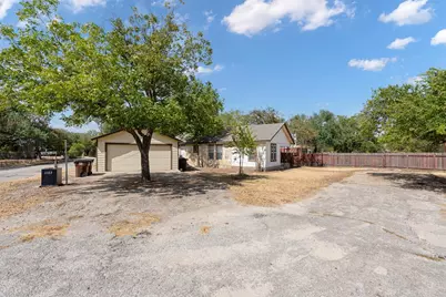 1102 Carlin Cove, Round Rock, TX 78681 - Photo 2