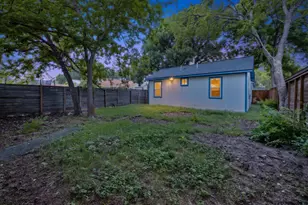 907 E 53rd St, Austin, TX 78751 - Photo 36