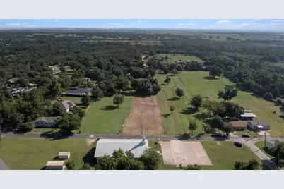 000 Q S Goins Lane, Elgin, TX 78621 - Photo 1