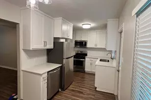 6302 Chesterfield Ave, Austin, TX 78752 - Photo 6