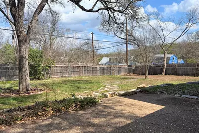 2204 Fair Oaks Drive, Austin, TX 78745 - Photo 2