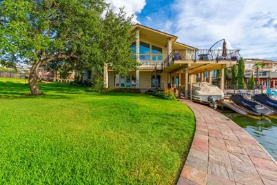 106 Bunny Run Lane, Horseshoe Bay, TX 78657 - Photo 6