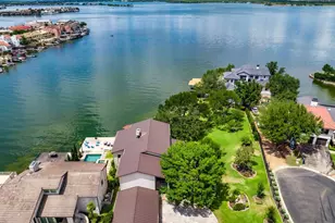 106 Bunny Run Ln, Horseshoe Bay, TX 78657 - Photo 2