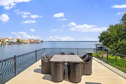 106 Bunny Run Lane, Horseshoe Bay, TX 78657 - Photo 14