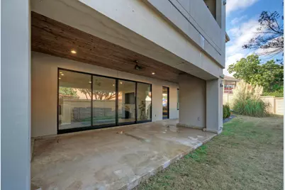 10 Monarch Oaks Lane, The Hills, TX 78738 - Photo 34