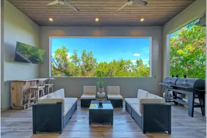 10 Monarch Oaks Lane, The Hills, TX 78738 - Photo 16