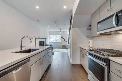 2002 E 7th Street #217, Austin, TX 78702 - Photo 8