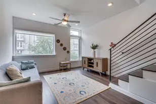 2002 E 7th St, Austin, TX 78702 - Photo 10