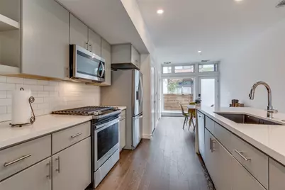 2002 E 7th Street #217, Austin, TX 78702 - Photo 8