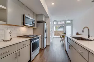 2002 E 7th St, Austin, TX 78702 - Photo 8