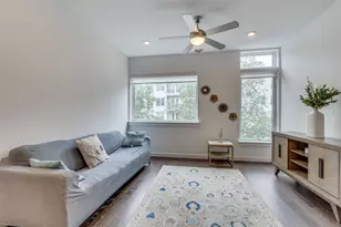 2002 E 7th St, Austin, TX 78702 - Photo 12