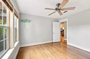 100 W 55th 1/2 St, Austin, TX 78751 - Photo 8