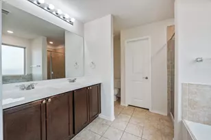3701 Black Granite Dr, Austin, TX 78744 - Photo 18