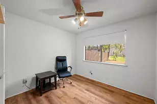 4714 Lambs Ln, Austin, TX 78744 - Photo 20