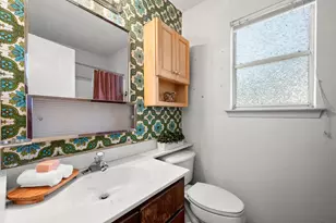 4714 Lambs Ln, Austin, TX 78744 - Photo 18