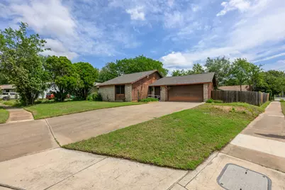4714 Lambs Lane, Austin, TX 78744 - Photo 2