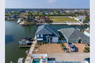 113 Tarpon Court, Aransas Pass, TX 78336 - Photo 32