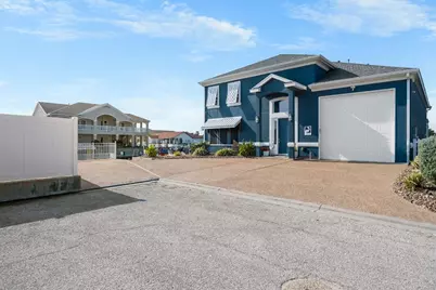 113 Tarpon Court, Aransas Pass, TX 78336 - Photo 2