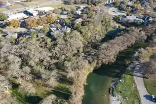 737 Summerwood Dr, New Braunfels, TX 78130 - Photo 40