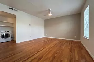 808 Winflo St, Austin, TX 78703 - Photo 2
