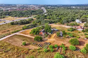 201 Hofheinz St, San Marcos, TX 78666 - Photo 10