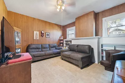 917 Trinity Street, Lockhart, TX 78644 - Photo 4