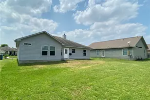 504 Debra Dr, Taylor, TX 76574 - Photo 26