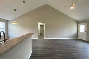 504 Debra Dr, Taylor, TX 76574 - Photo 8