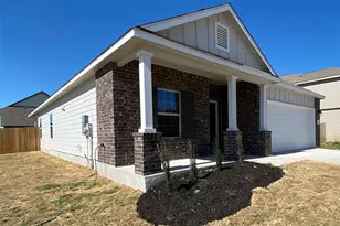 716 Red Barn Bnd, New Braunfels, TX 78130 - Photo 2