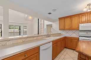 10520 N Hwy 77, Lexington, TX 78947 - Photo 14